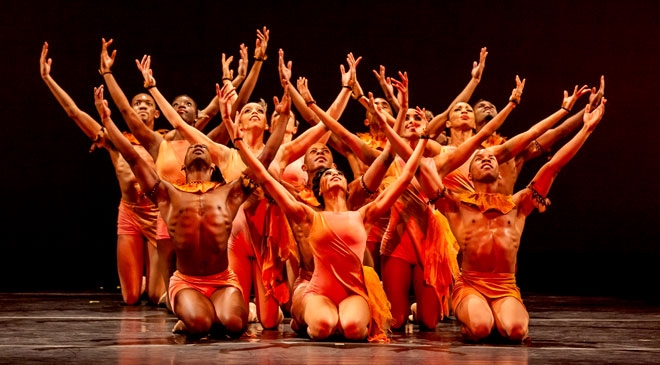 Dancing Beyond Borders Dancing Beyond Borders